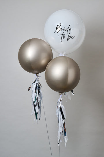Bouquet de Globos Blanco & Plata